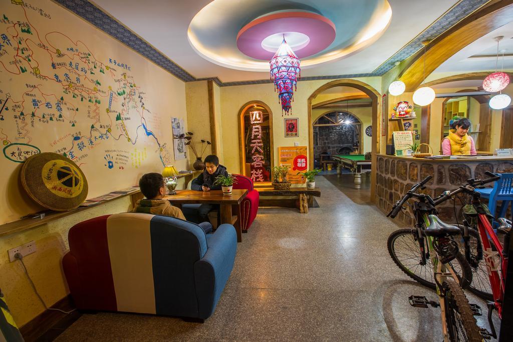 Zhangjiajie April Hostel Ngoại thất bức ảnh